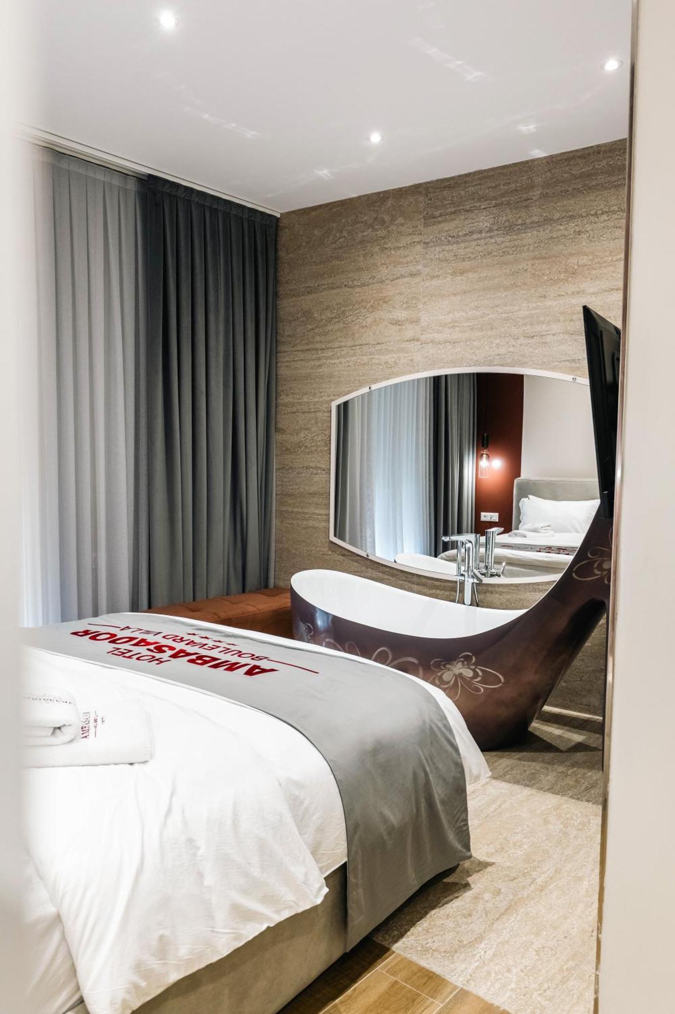 Hotel Ambasador