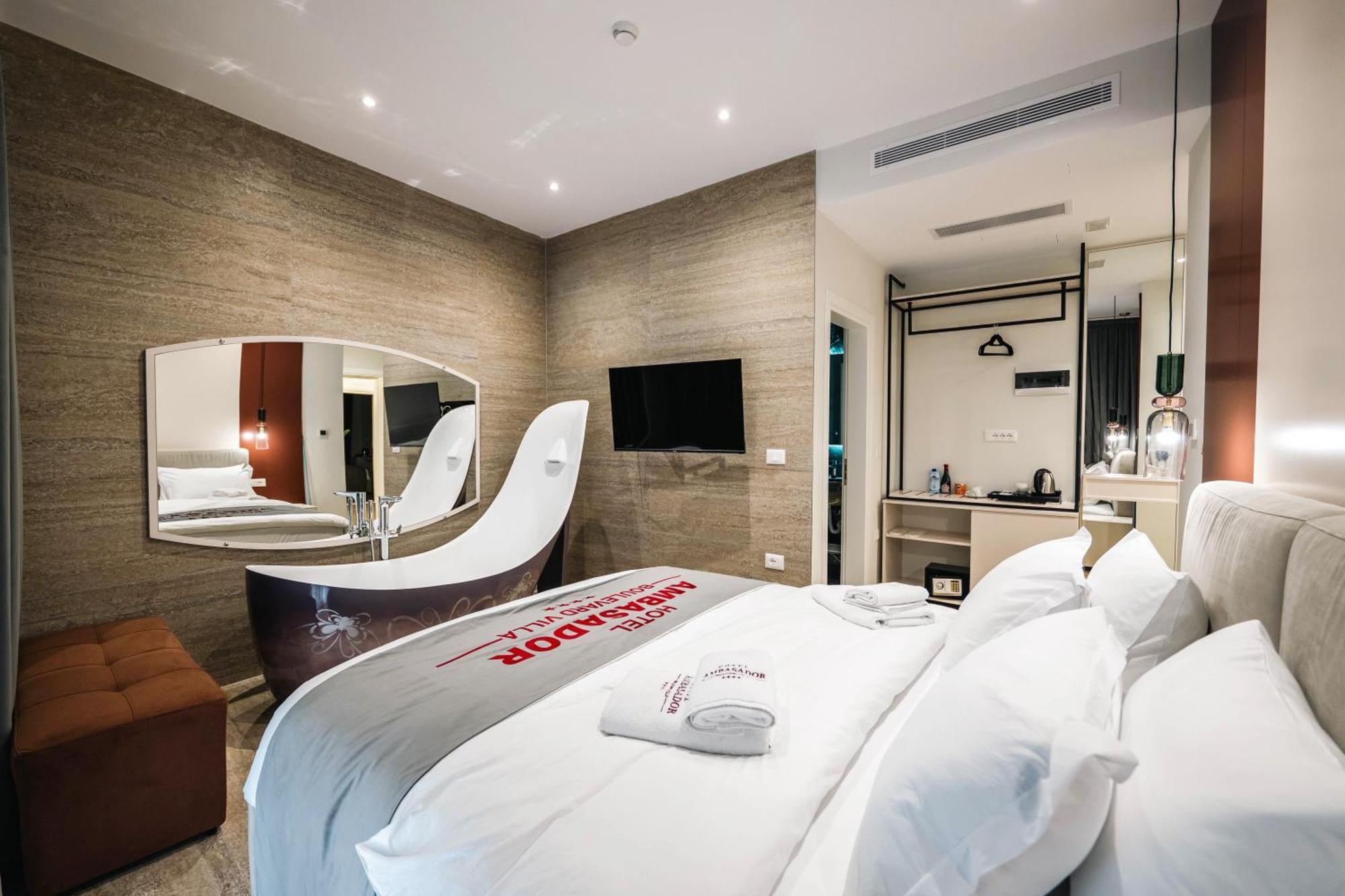 Hotel Ambasador