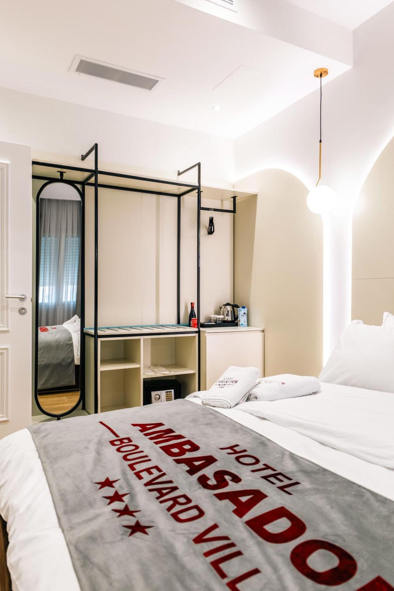 Hotel Ambasador