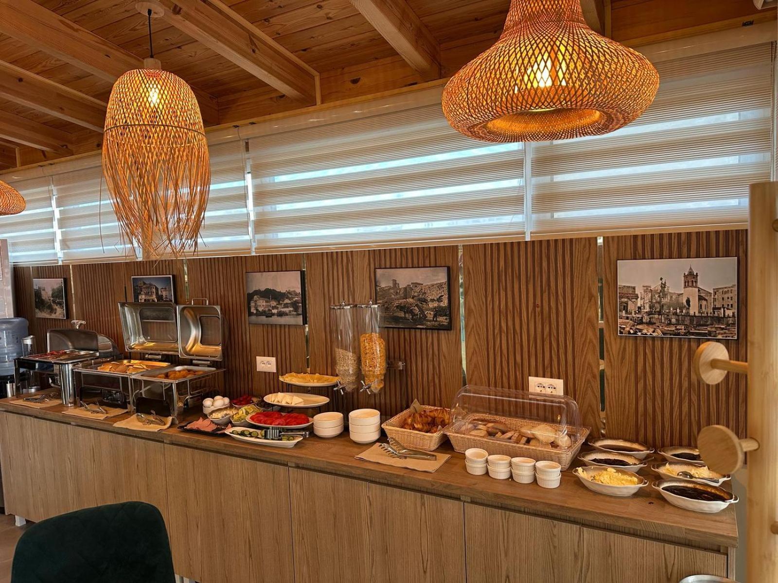 Hotel Ambasador