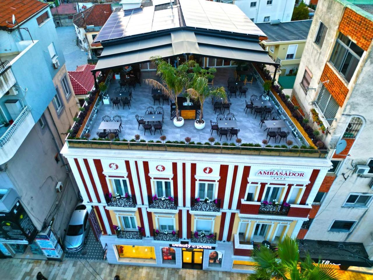 Ambasador Hotel