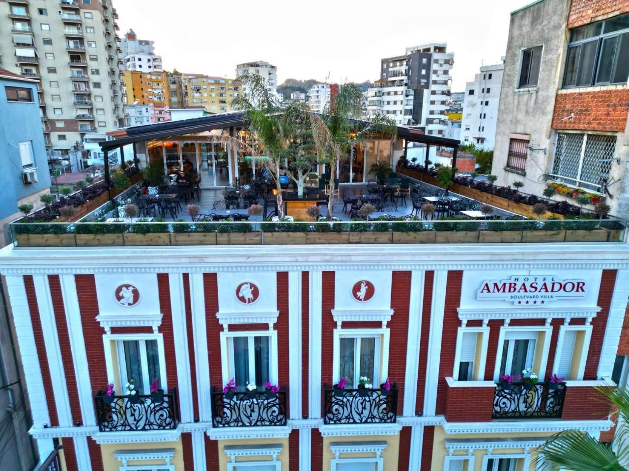 Ambasador Hotel